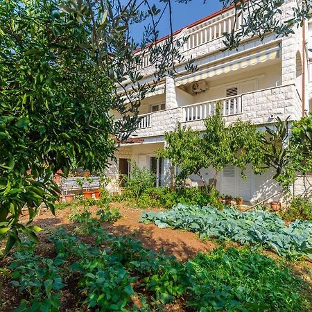 Apartments Tily Τρογκίρ Εξωτερικό φωτογραφία